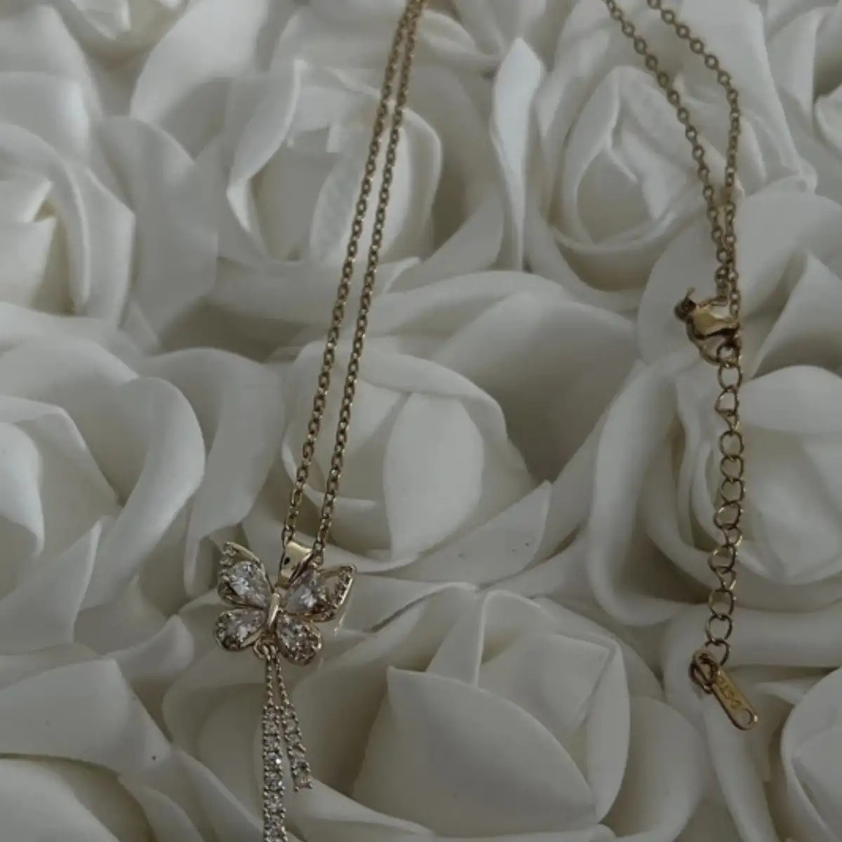 Collier papillon