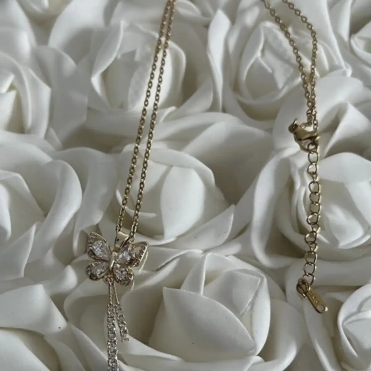 Collier papillon