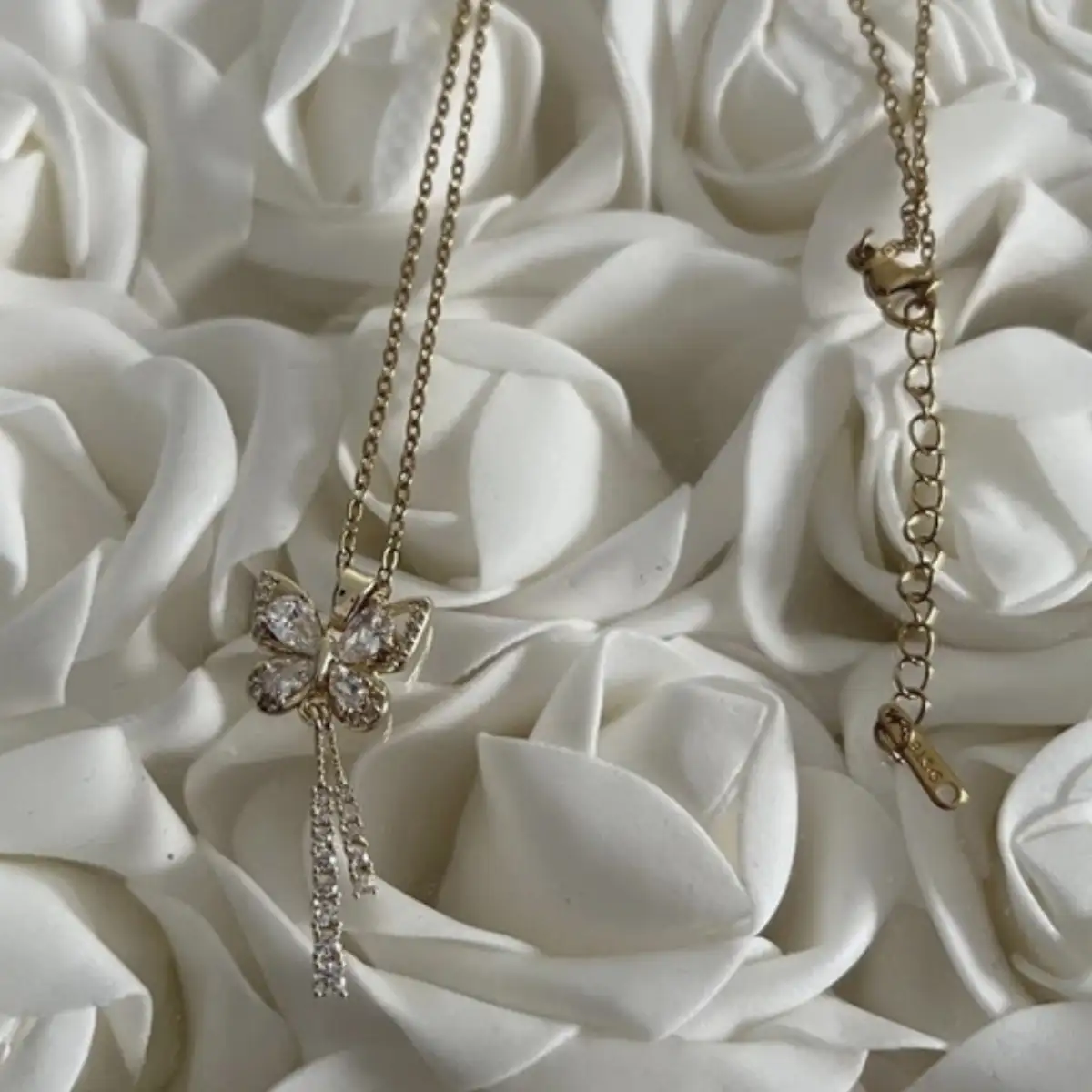 Collier papillon